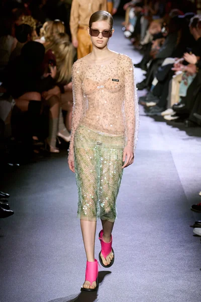 Look 47